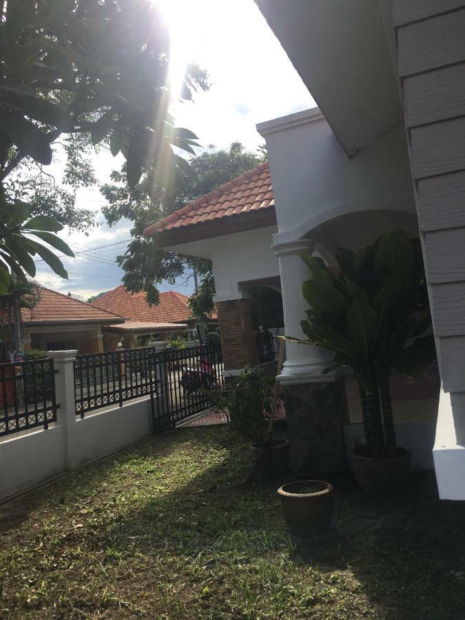 Beautiful 3 Bedroom Garden Villa Chalong Exterior foto